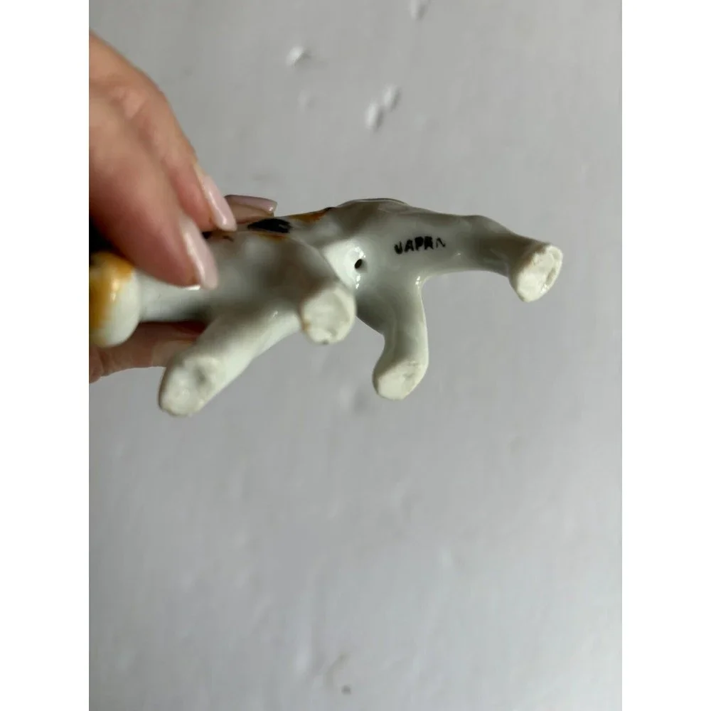VINTAGE TERRIER/SCHNAUZER DOG FIGURINE JAPAN HAND PAINTED PORCELAIN 3” LENGTH
